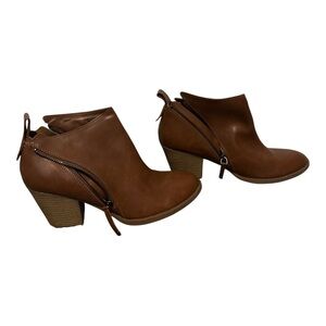 DV by Dolce Vita Brown Ankle Boots